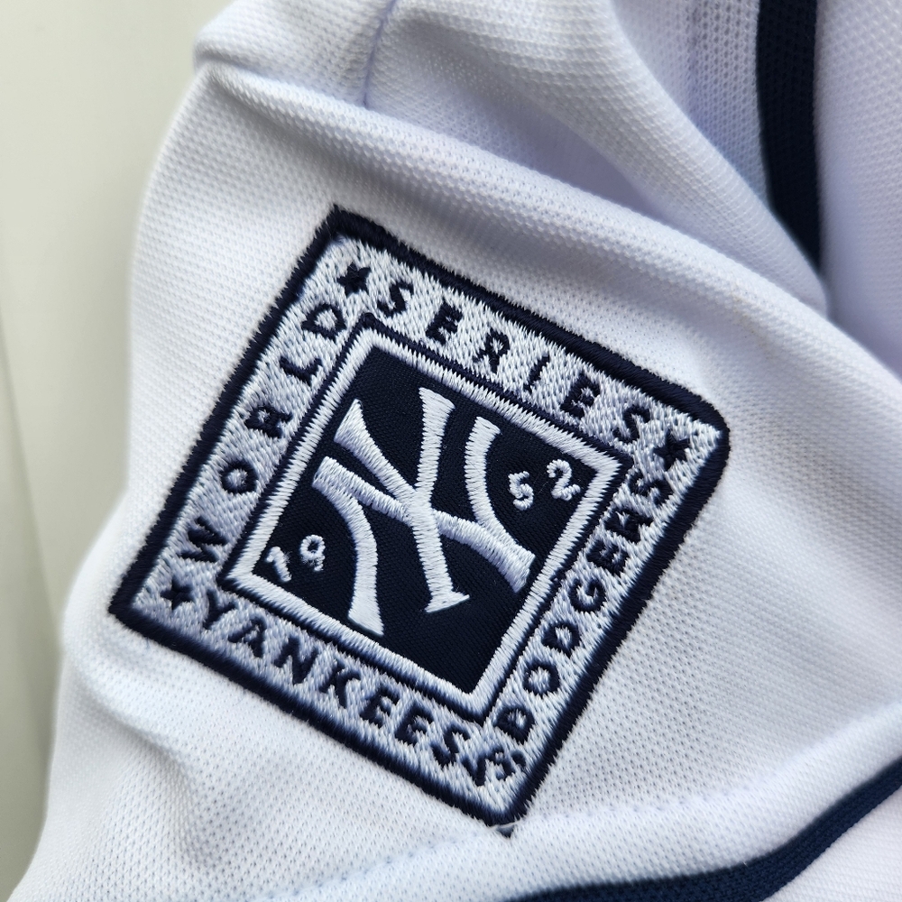 New York Yankees MLB Cooperstown Jersey Dress Women's Medium - Picture 9 of 10